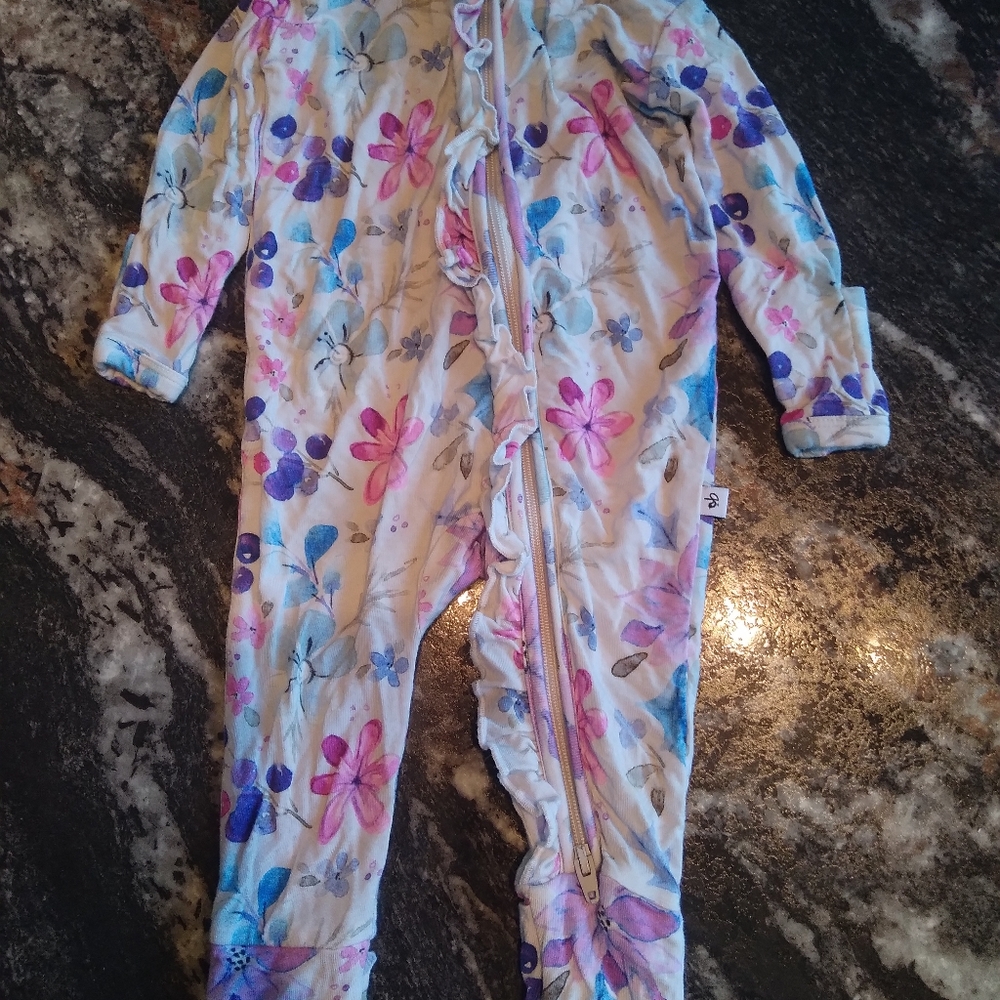 Birdie Bean Zipper Ruffle Romper Winterberry Newborn